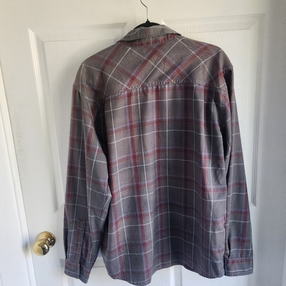 Royal Robbins Plaid 100% Polyester Mens Shirt Size Large - Picture 2 of 9